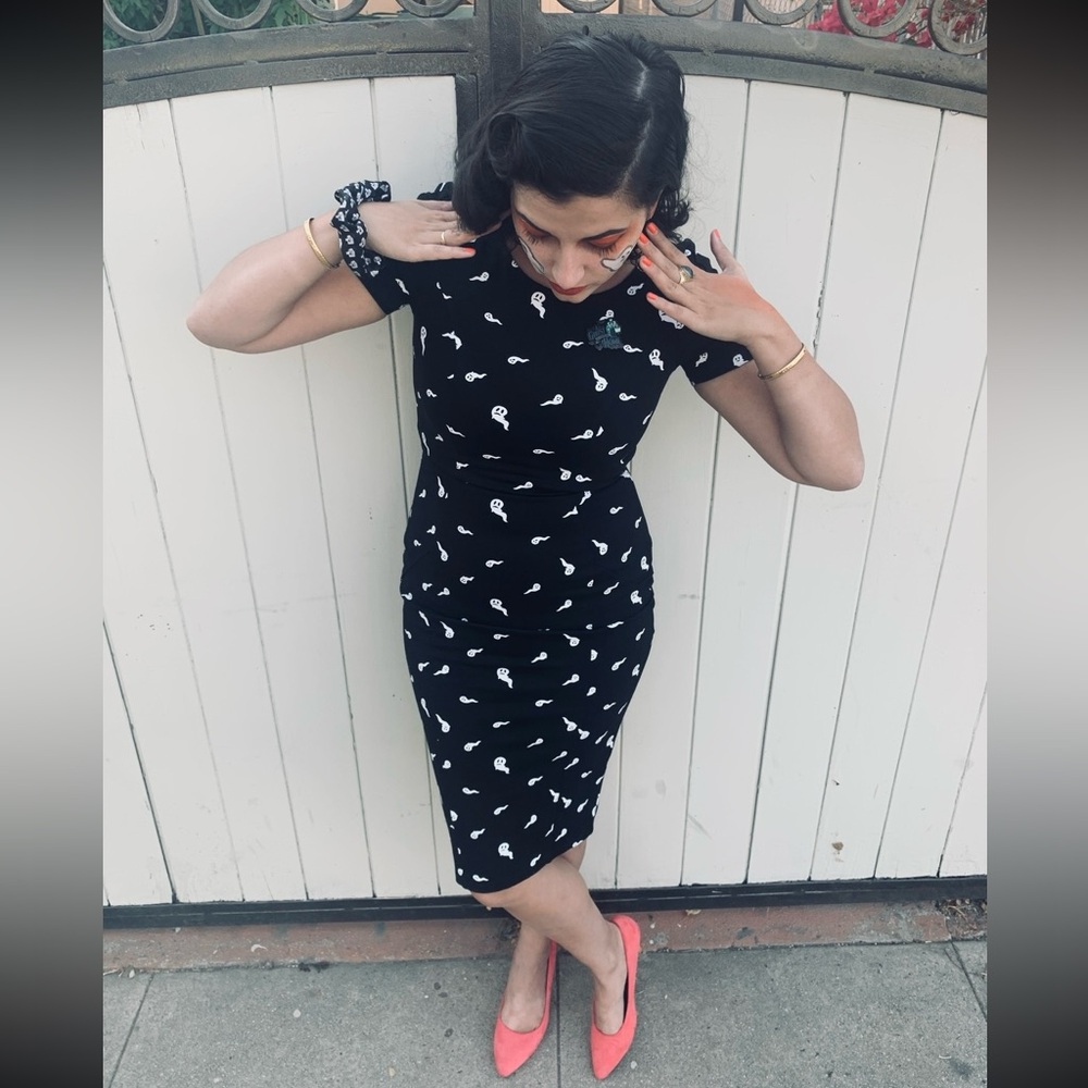 UV Retro Ghost Wiggle Dress - Picture 2 of 8